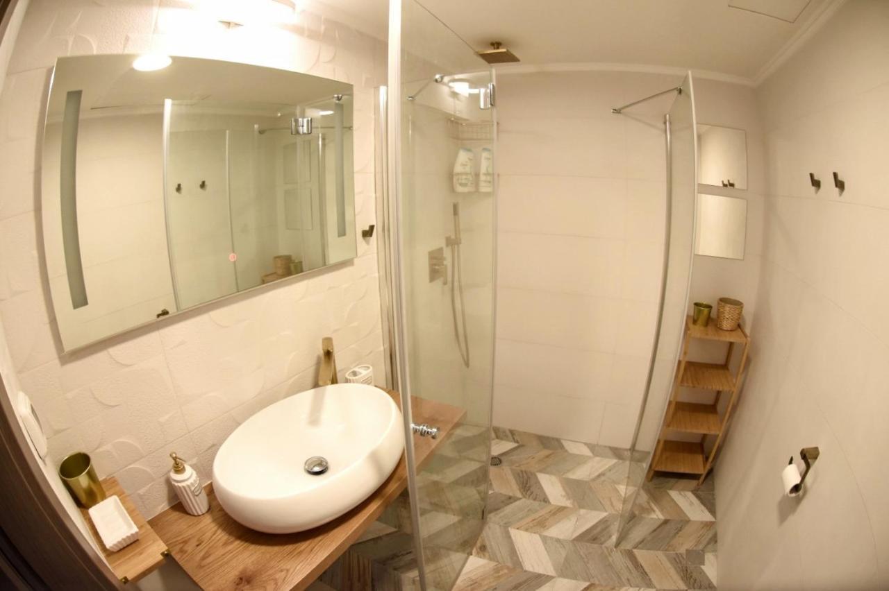 Luxury Suite On Lev Eilat With Balcony And Jacuzzi Kültér fotó